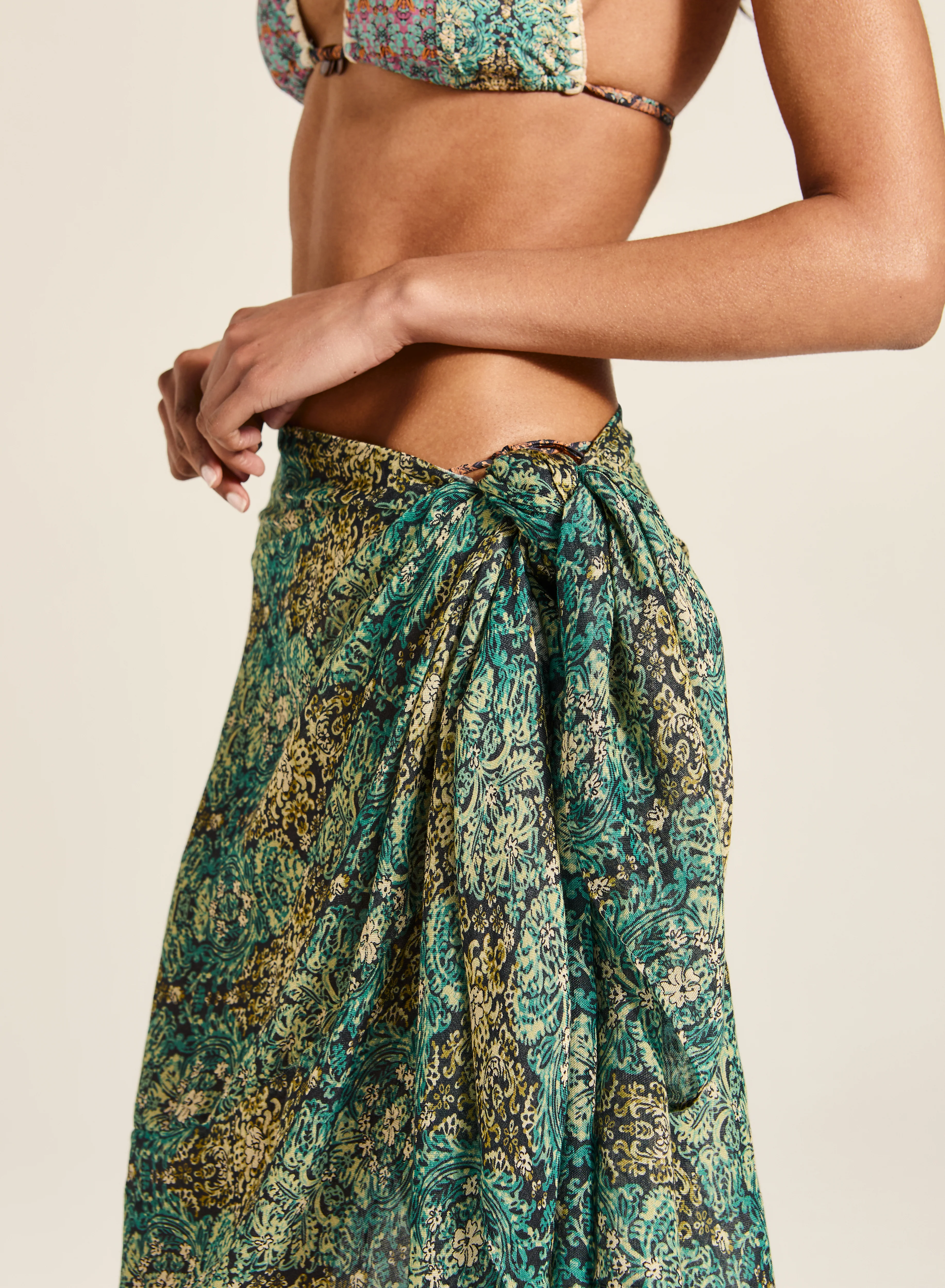Charli Sarong - Image 4