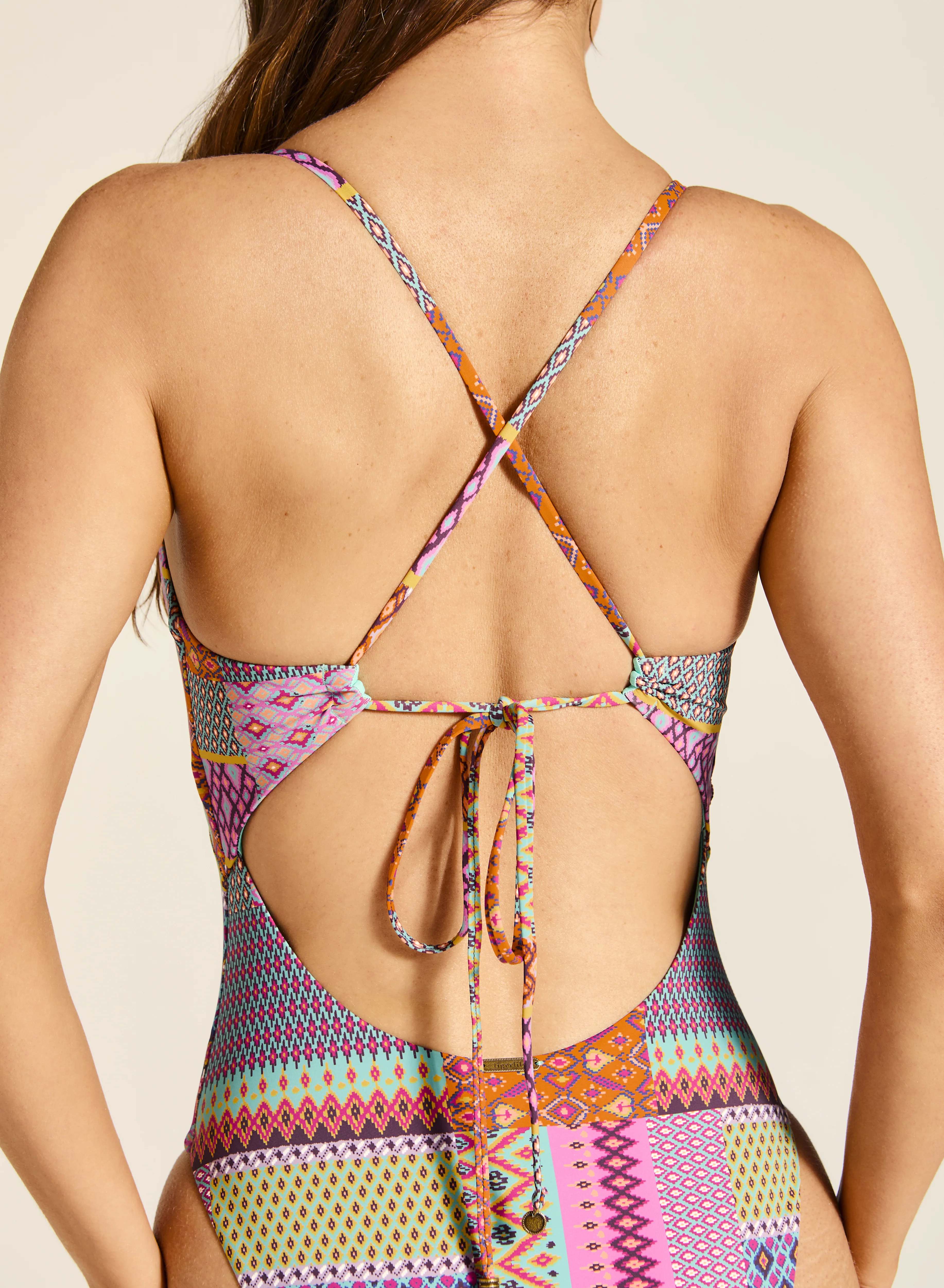 Utopia Hot Elle One Piece - Image 6