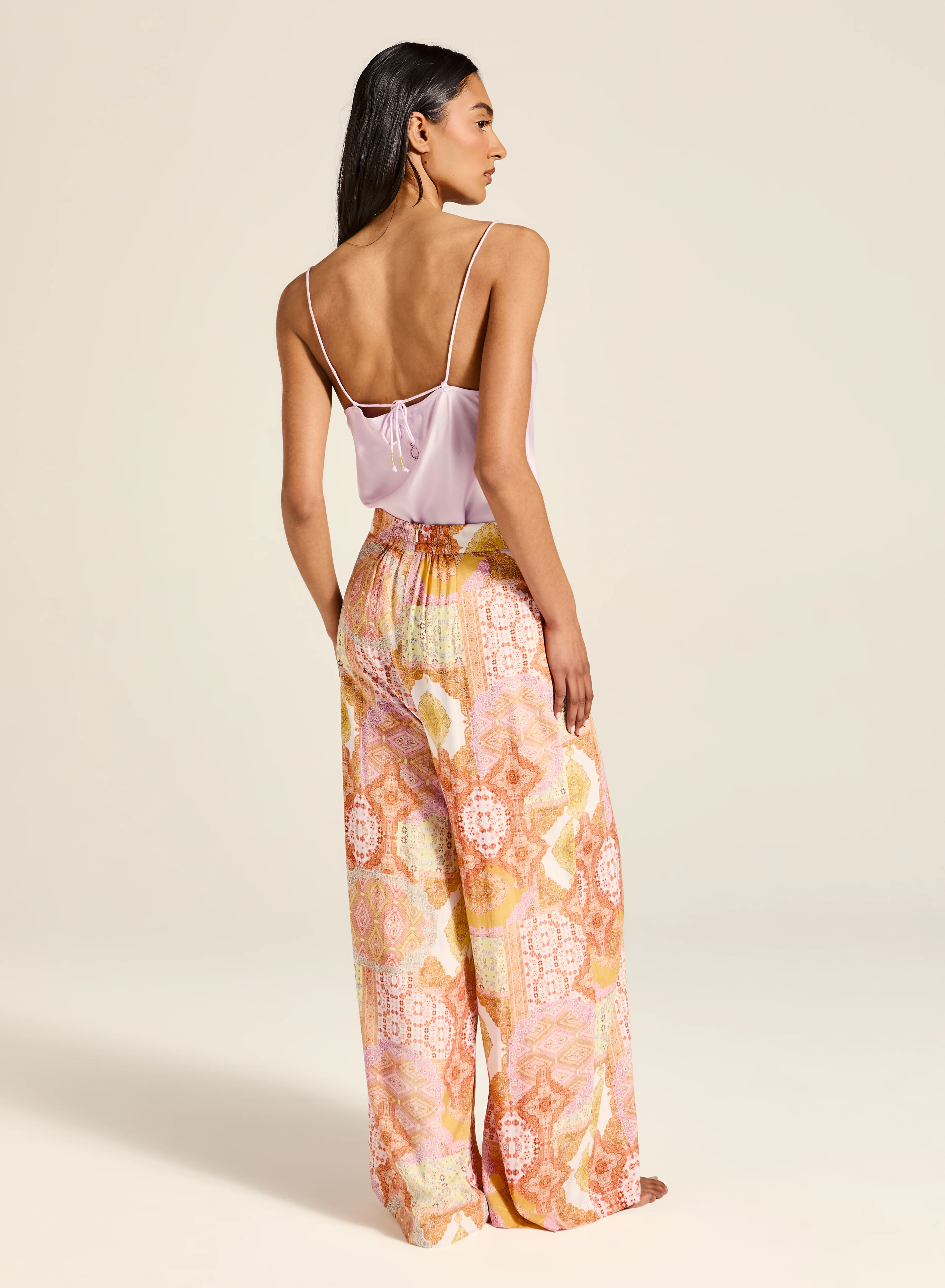 Herra Sonia Pant - Image 3