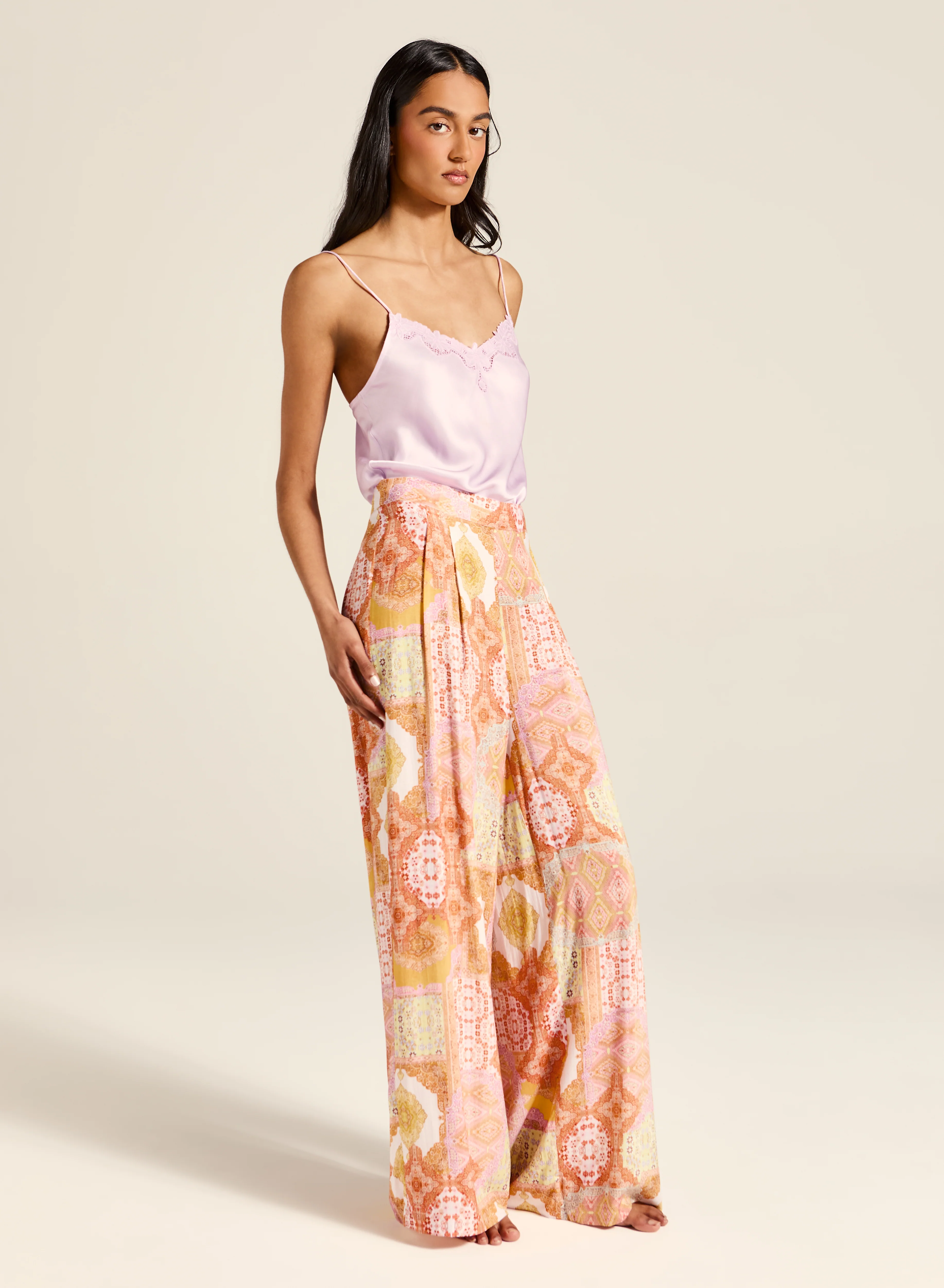 Herra Sonia Pant - Image 4
